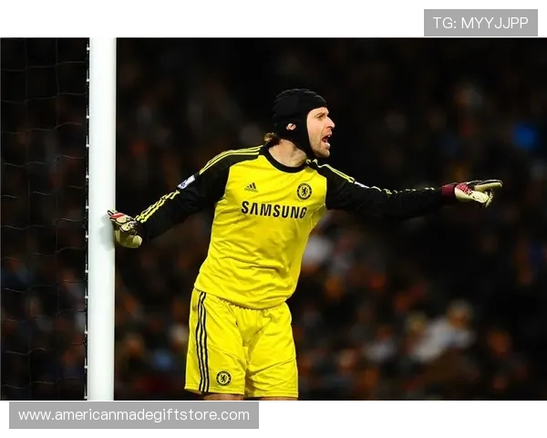 阿利松入选PFA年度最佳阵容,表现稳健备受认可 阿利松入选PFA年度最佳阵容,表现稳健备受认可