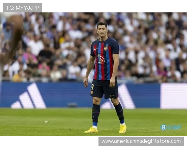 莱万多夫斯基对阵顶级中卫的对抗能力是否已达顶级水平 莱万多夫斯基对阵顶级中卫的对抗能力是否已达顶级水平